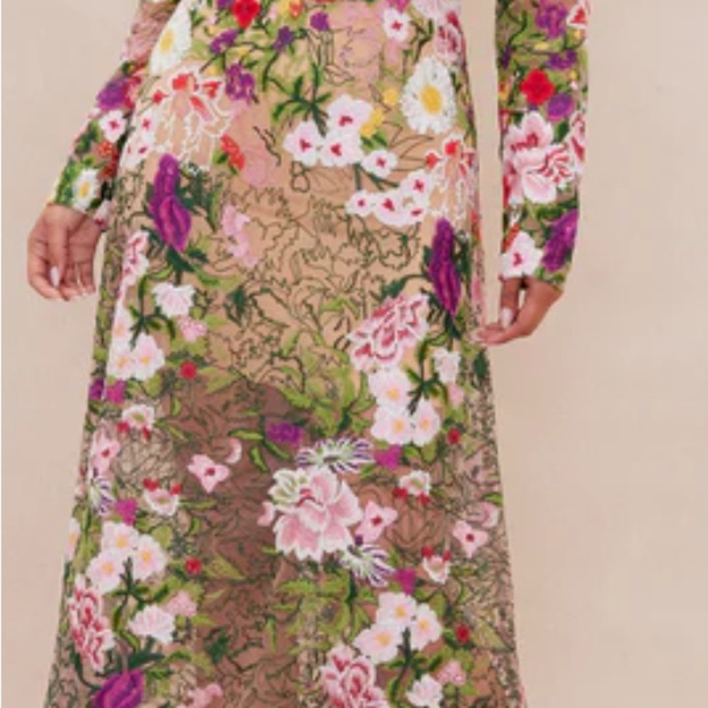 Nova Luxe Floral Long Sleeve Maxi Dress